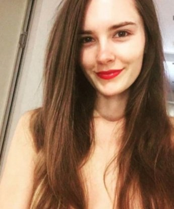 Мои услуги включают все, что ты можешь себе представить - от классического массажа до экстремальных фантазий. Я знаю, как сделать каждое наше свидание особенным и запоминающимся. Мои клиенты говорят, что я умею угадывать желания и превращать их в реальность. Мои фото подтверждают мою красоту и страсть, а отзывы - мою надежность и профессионализм. Жду встречи с тобой, чтобы подарить тебе незабываемые эмоции 🌹. 10494, 23 года