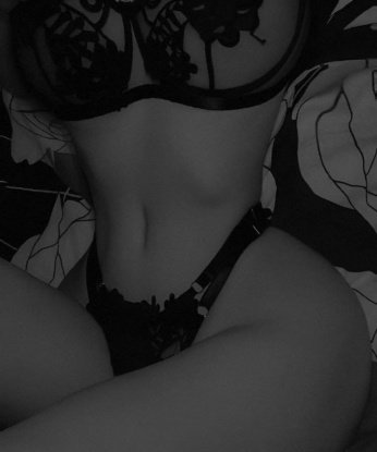 Мой опыт позволяет мне предложить широкий спектр услуг - от расслабляющего массажа до страстных развлечений в постели. Не откажусь от экспериментов и всегда готова идти на встречу твоим желаниям. Мы с тобой сможем насладиться интимной атмосферой, полной страсти и эмоций. Могу подтвердить свою опытность отзывами моих довольных клиентов. Отправляйся в незабываемое путешествие по нашей столице вместе со мной, и я обещаю, что ты не пожалеешь о своем выборе. У меня есть несколько фото, чтобы ты смог оценить мою красоту и безупречные формы. Жду тебя, мой обожаемый! 💋 9746, 23 года